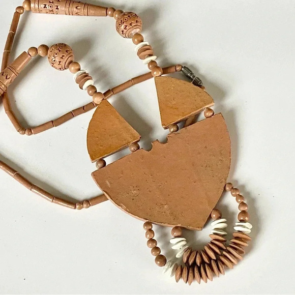 Vintage Artisan Tribal Boho Carved Clay Beaded Statement Necklace. - Picture 7 of 8